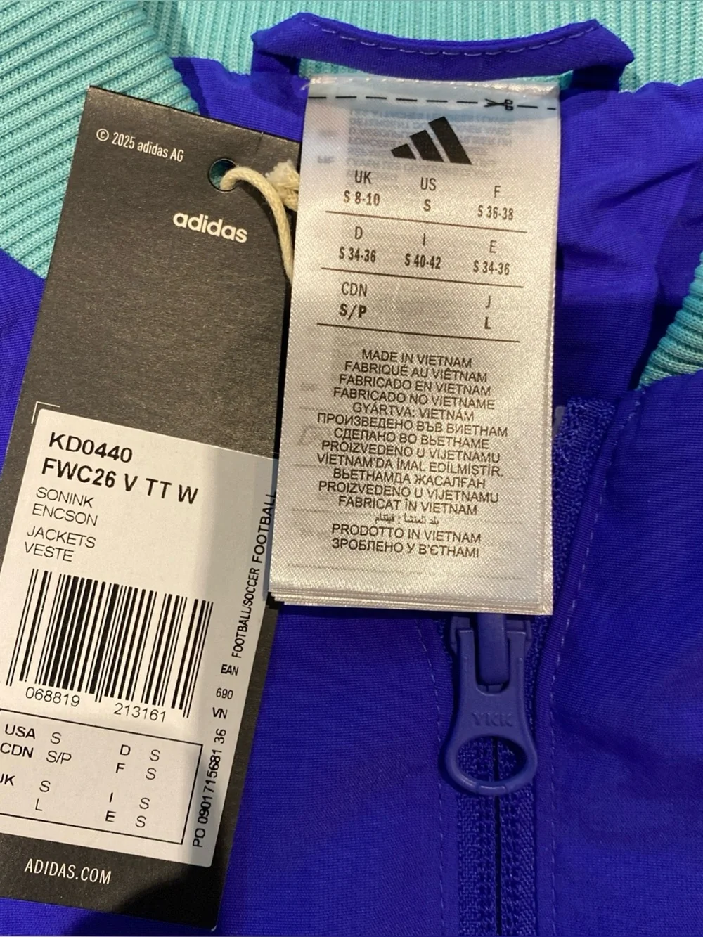 2026 Adidas FIFA World Cup Volunteer Size Small KD0440 Colorblock NWT
